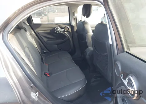 2016 Fiat 500X Trekking z USA, uszkodzony, nr VIN ZFBCFXCT3GP372432